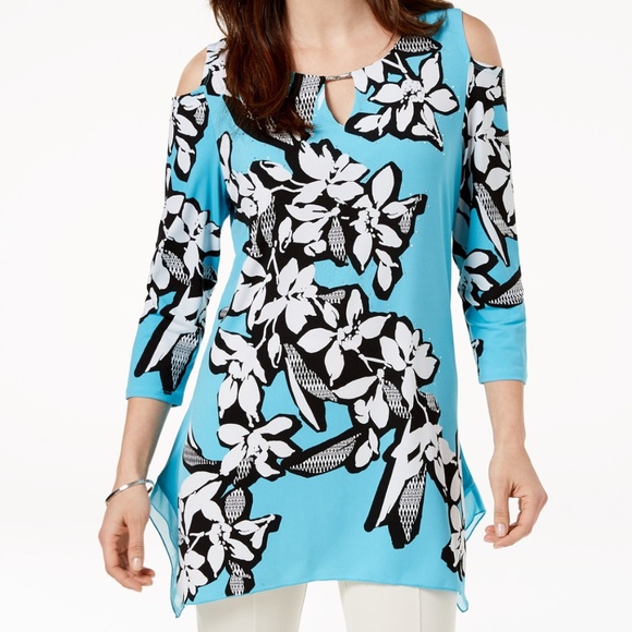 jm collection cold shoulder top